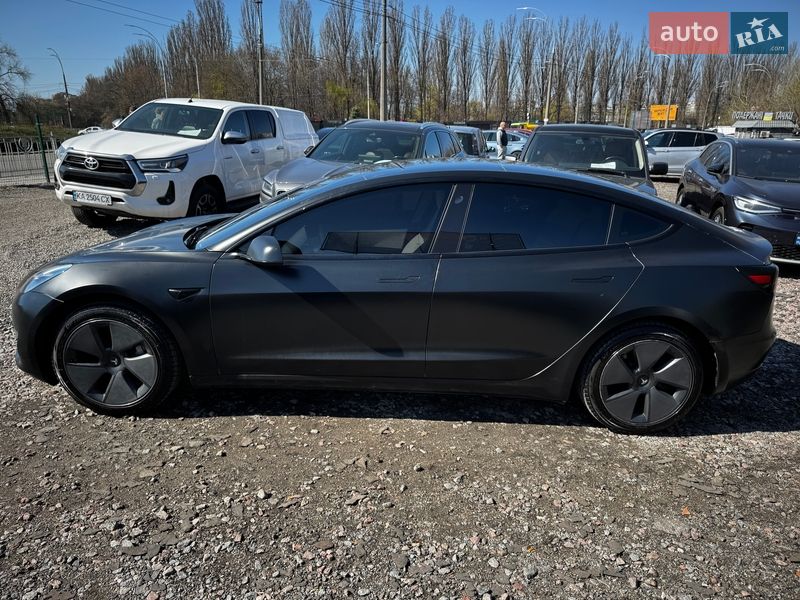 Седан Tesla Model 3 2020 в Киеве