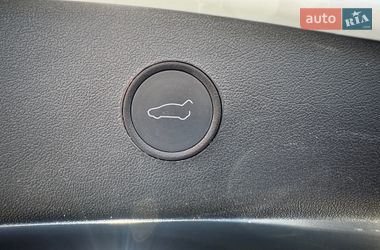 Седан Tesla Model 3 2020 в Киеве