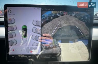Седан Tesla Model 3 2020 в Киеве