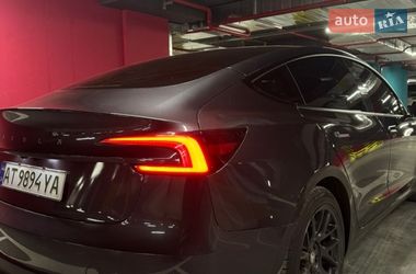 Седан Tesla Model 3 2024 в Ивано-Франковске