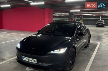 Седан Tesla Model 3 2024 в Ивано-Франковске
