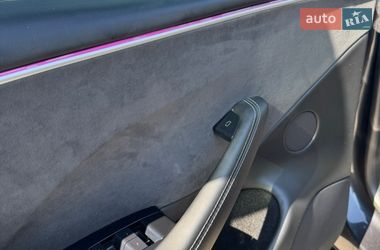 Седан Tesla Model 3 2024 в Ивано-Франковске