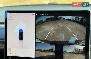 Седан Tesla Model 3 2020 в Львові