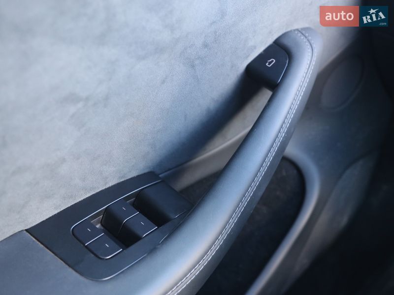 Седан Tesla Model 3 2024 в Києві фото 23 Седан Tesla Model 3 2024 в Києві