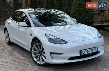 Седан Tesla Model 3 2020 в Дрогобыче