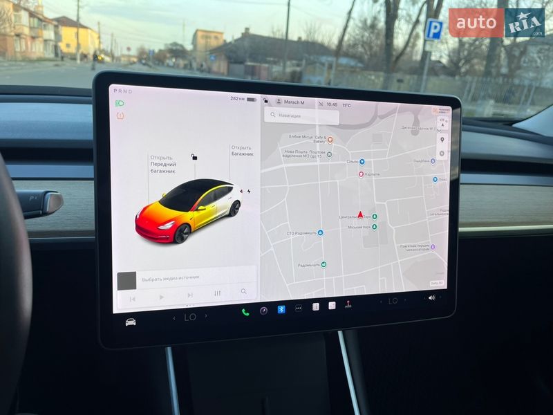 Седан Tesla Model 3 2020 в Радомишлі