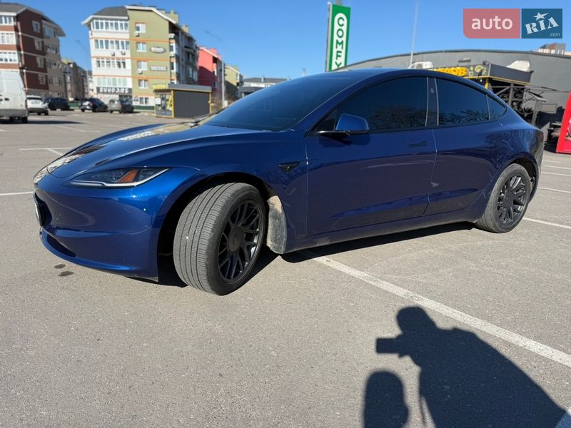 Седан Tesla Model 3 2024 в Киеве фото 11 Седан Tesla Model 3 2024 в Киеве
