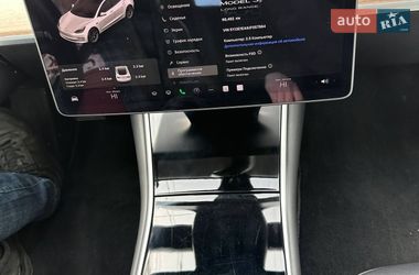 Седан Tesla Model 3 2018 в Кривом Роге
