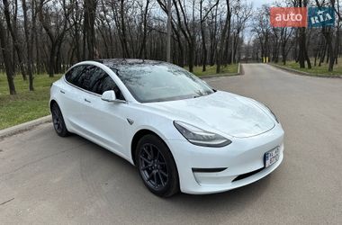 Седан Tesla Model 3 2018 в Кривом Роге