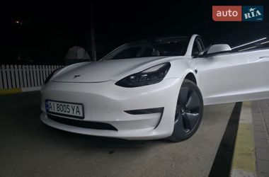 Седан Tesla Model 3 2020 в Киеве