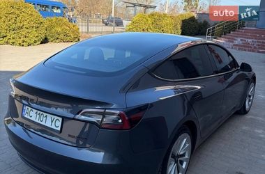 Седан Tesla Model 3 2022 в Луцьку