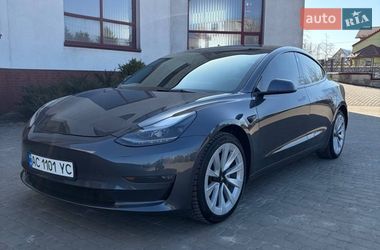 Седан Tesla Model 3 2022 в Луцьку