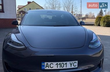 Седан Tesla Model 3 2022 в Луцьку