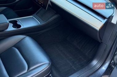 Седан Tesla Model 3 2022 в Луцьку