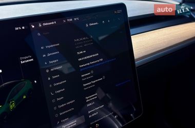 Седан Tesla Model 3 2022 в Києві