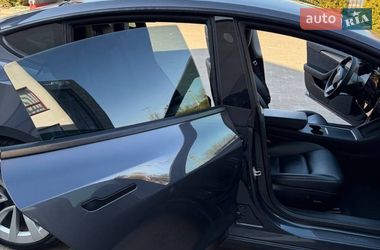 Седан Tesla Model 3 2022 в Луцьку