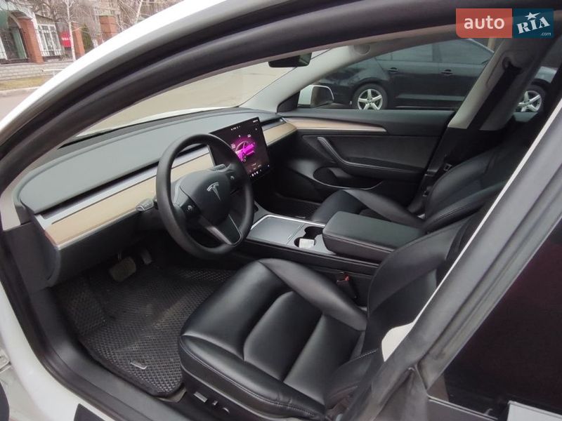 Седан Tesla Model 3 2023 в Полтаві фото 14 Седан Tesla Model 3 2023 в Полтаві