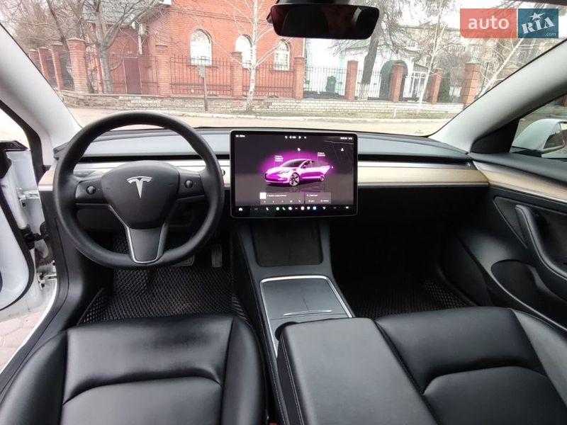Седан Tesla Model 3 2023 в Полтаві фото 18 Седан Tesla Model 3 2023 в Полтаві