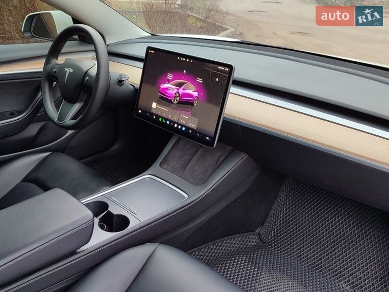 Седан Tesla Model 3 2023 в Полтаві фото 21 Седан Tesla Model 3 2023 в Полтаві