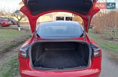Седан Tesla Model 3 2018 в Києві