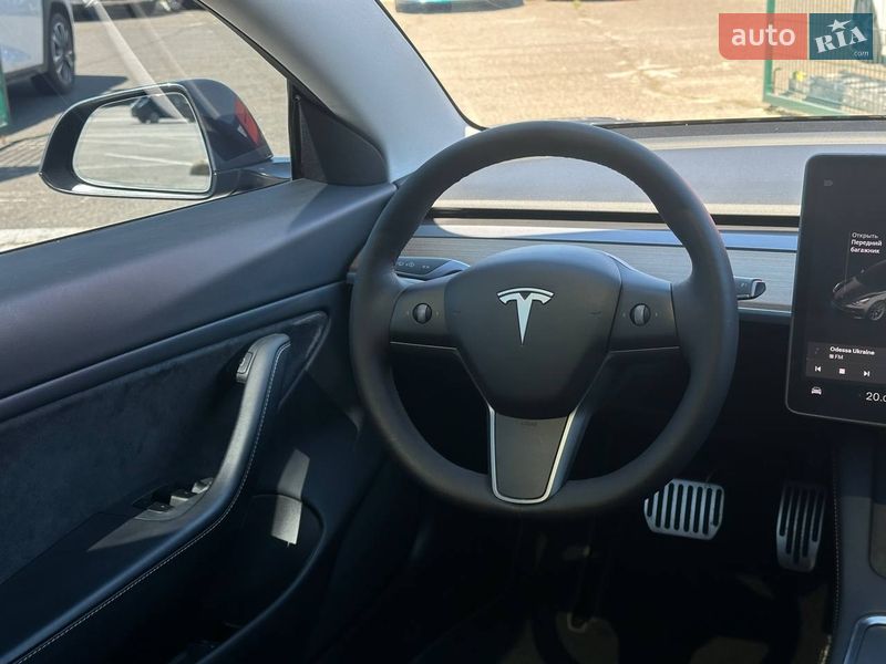Седан Tesla Model 3 2021 в Одесі
