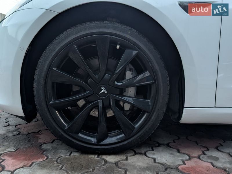 Седан Tesla Model 3 2019 в Киеве фото 17 Седан Tesla Model 3 2019 в Киеве