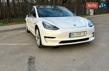 Седан Tesla Model 3 2019 в Одессе