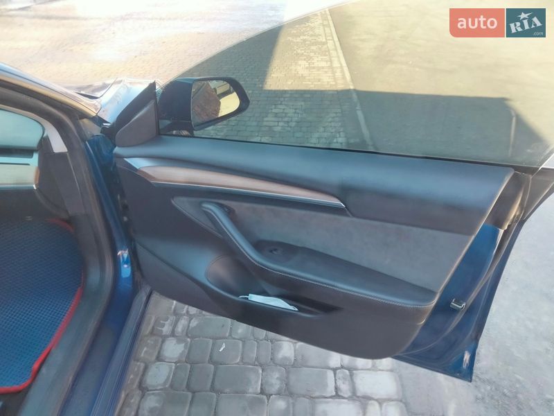 Седан Tesla Model 3 2021 в Тернополе фото 17 Седан Tesla Model 3 2021 в Тернополе