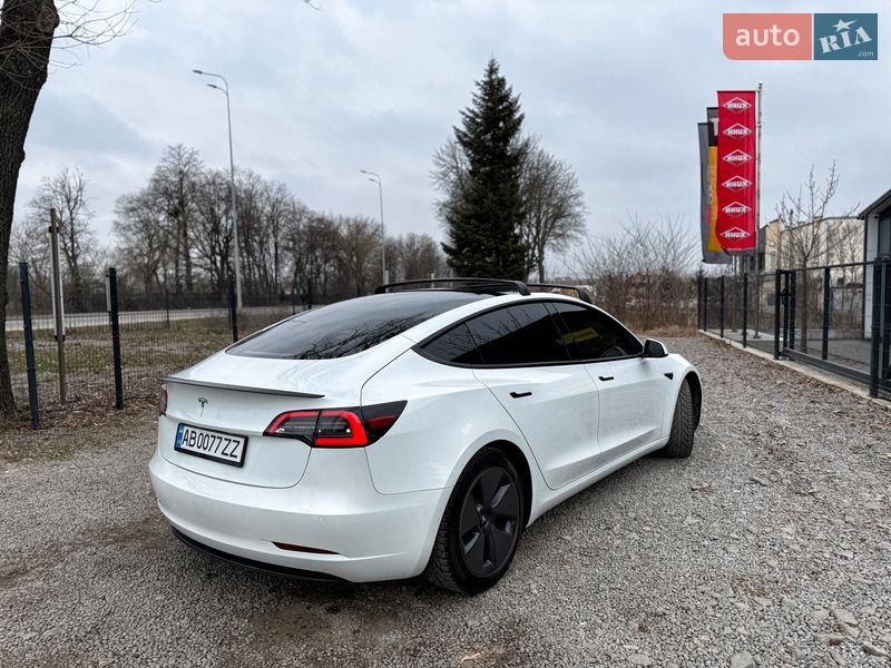 Седан Tesla Model 3 2021 в Виннице