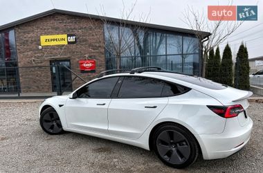 Седан Tesla Model 3 2021 в Виннице