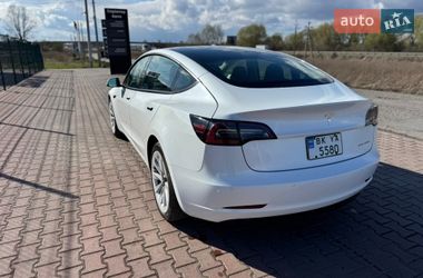 Седан Tesla Model 3 2022 в Рівному