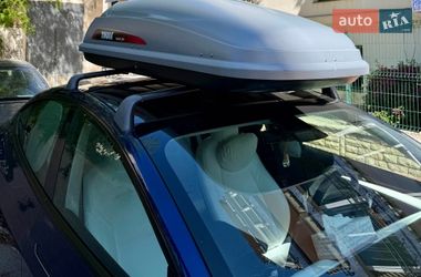 Седан Tesla Model 3 2022 в Киеве