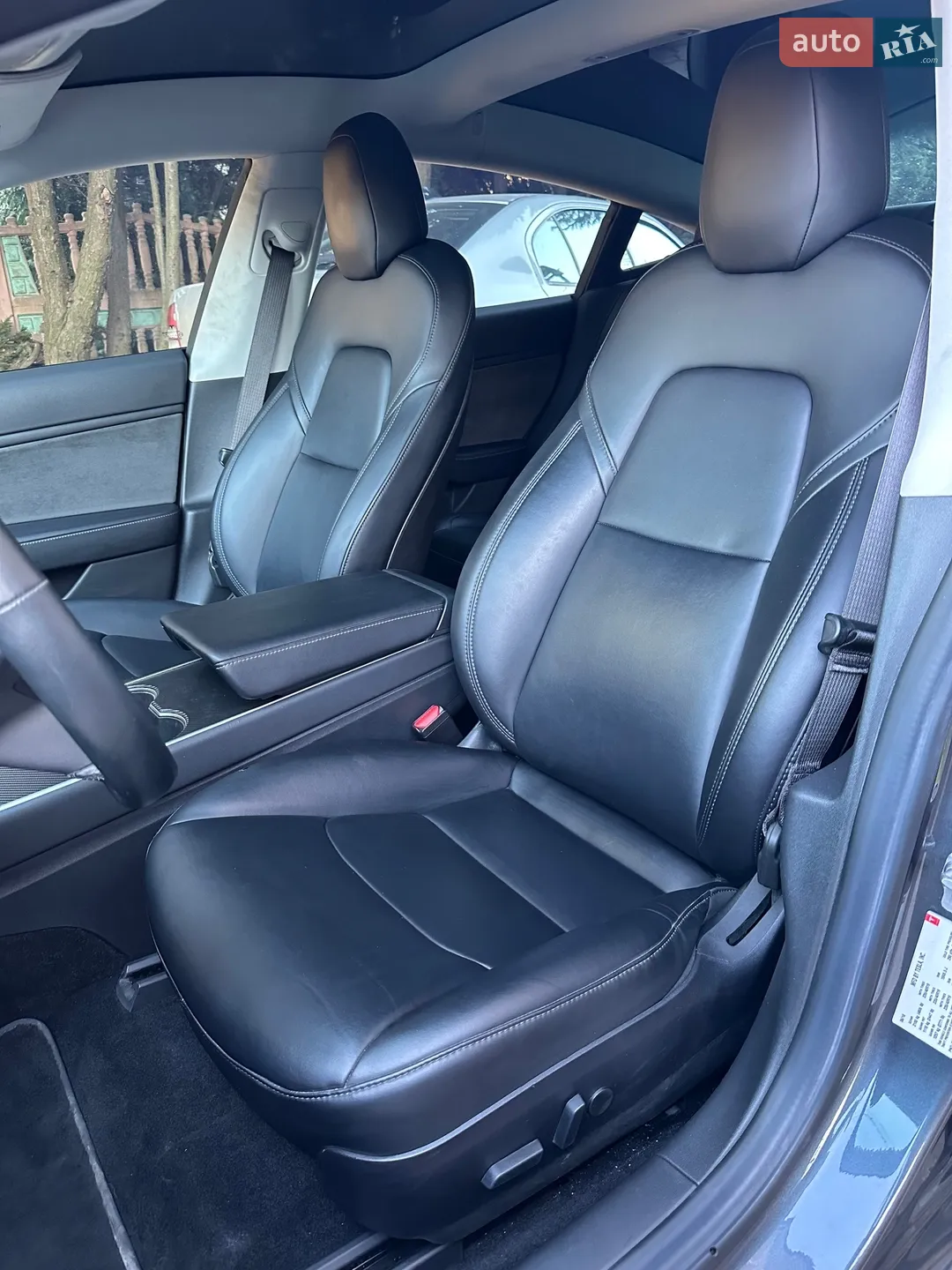 2018 Tesla Model 3 - мініатюра 10