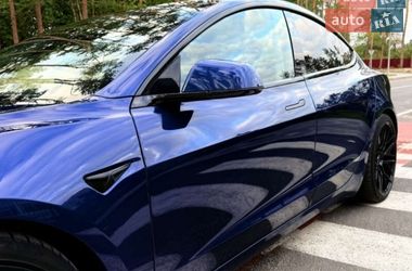 Седан Tesla Model 3 2019 в Житомире