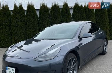 Седан Tesla Model 3 2022 в Черкассах