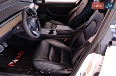 Седан Tesla Model 3 2021 в Одессе