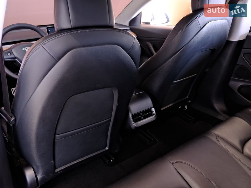 Седан Tesla Model 3 2021 в Одесі фото 28 Седан Tesla Model 3 2021 в Одесі