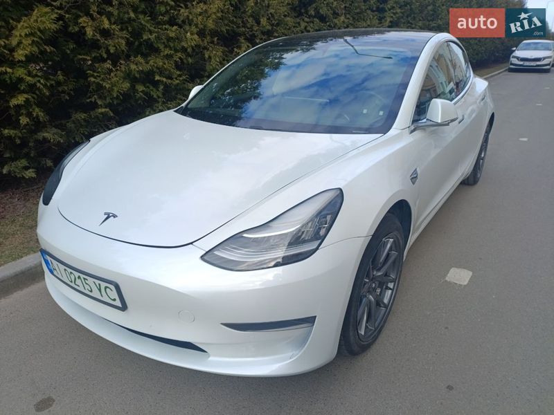 Tesla Model 3 2019