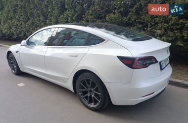 Седан Tesla Model 3 2019 в Києві