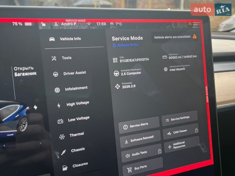 Седан Tesla Model 3 2018 в Ирпене