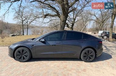 Седан Tesla Model 3 2024 в Кропивницком