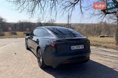 Седан Tesla Model 3 2024 в Кропивницком