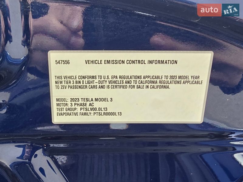 Седан Tesla Model 3 2023 в Ужгороді