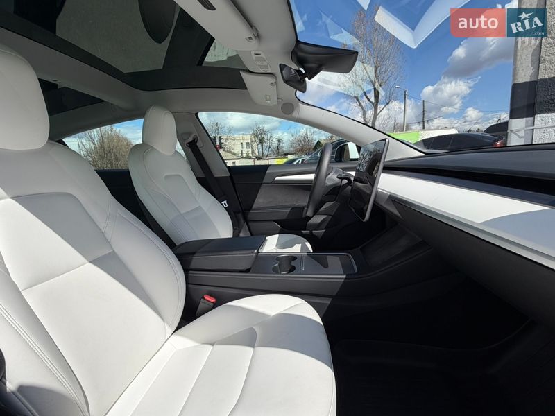 Седан Tesla Model 3 2021 в Харькове