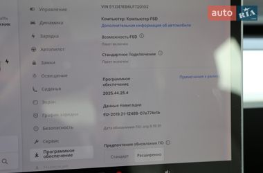 Седан Tesla Model 3 2020 в Киеве