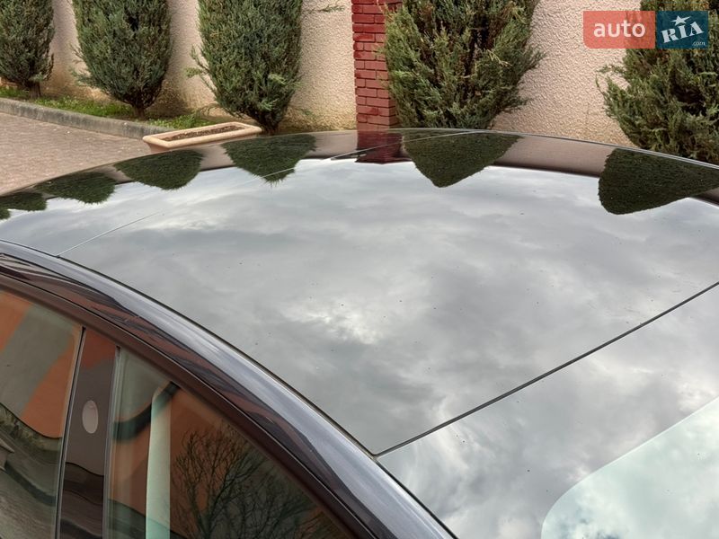 Седан Tesla Model 3 2024 в Стрые