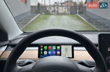 Седан Tesla Model 3 2022 в Ивано-Франковске