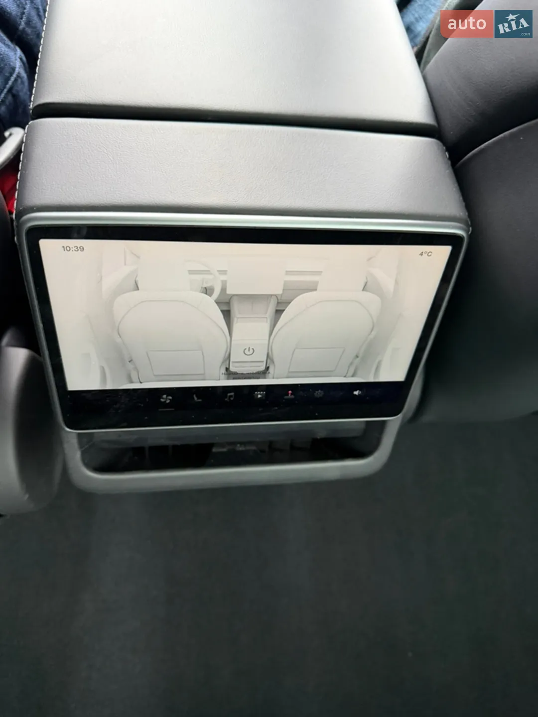 2025 Tesla Model 3 - мініатюра 26