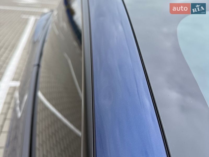 Седан Tesla Model 3 2022 в Львове