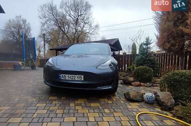 Седан Tesla Model 3 2021 в Виннице